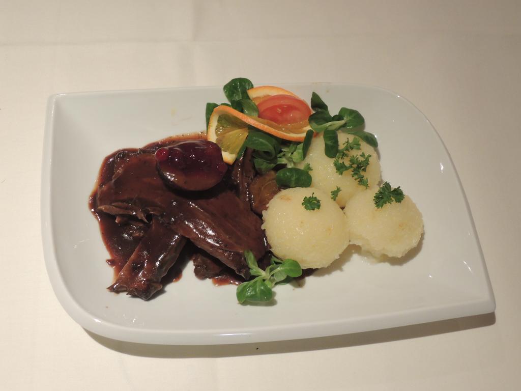 Hotel & Restaurant Beckmanns Winzerhaus Urbar  Esterno foto